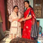 पूर्व नगर परिषद् अध्यक्ष अमिता रक्षित ने यूपीएससी में 41वीं रैंक लाने वाली सुदीपा दत्ता को किया सम्मानित