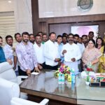 ईचागढ़ के विधायक सविता महतो ने क्षेत्र की जनसमस्याओं को लेकर मुख्यमंत्री को सौंपा ज्ञापन