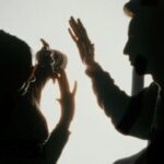 दुमका : दहेज लोभी पति ने प्रेग्नेंट पत्नी के पेट में मारी लात, बच्चे की हुई मौत, केस दर्ज।