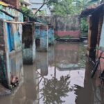 दुमका :  बाईपास रोड, गिलान पाड़ा समेत कई स्थानों पर नाली का पानी सड़कों पर