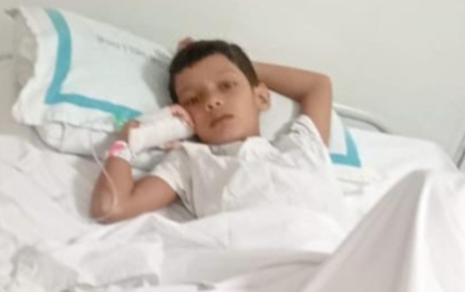 दुमका : ब्रेन ट्यूमर से जूझ रहे आठ वर्षीय जीत के इलाज के लिए परिवार ने लगाई मदद की गुहार