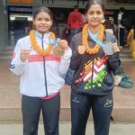 टाटानगर स्टेशन पर पदक विजेता खिलाड़ियों का भव्य स्वागत, दुखनी सोरेन ने बढ़ाया हौसला