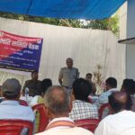 वरिष्ठ पुलिस अधीक्षक के निर्देश पर पोटका थाना परिसर में डीएसपी रोहित कुमार रजवार के अध्यक्षता में, सामुदायिक पुलिसिंग हेतु शांति समिति की बैठक आयोजित।