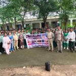 पोटका थाना प्रभारी ने गिरी भारती हाई स्कूल हल्दीपोखर में जागरूकता अभियान चलते हुए साइबर अपराध, पॉक्सो और नशा मुक्ति पर विद्यार्थियों को किया सतर्क।