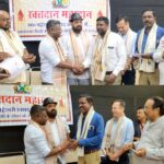 टीम पीएसएफ से जुड़े छह युवा शतकवीर रक्तदाताओं को जोहार झारखंड एवं ओम कांवरिया सेवा संघ ने किया सम्मानित।