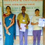 पोटका : लीगल एड क्लिनिक दिव्यांग को सौंपे गए उसके प्रमाण पत्र पेंशन के फॉर्म भी भरे गए