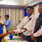 चाकुलिया: स्वामी विवेकानंद आईटीआई कॉलेज में आयोजित दीक्षांत समारोह में चार ट्रेड के टॉपर्स को किया गया सम्मानित