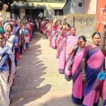 चाकुलिया: बकाया भुगतान को लेकर आंगनबाड़ी सेविका-सहायिकाओं ने ज्ञापन सौंपकर 1 नवंबर से अनिश्चितकालीन हड़ताल की दी चेतावनी
