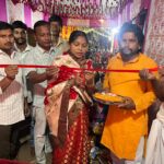 चाकुलिया: कमारीगोड़ा में लक्ष्मी पूजा का शुभारंभ, भाजपा जिला मंत्री चंदन मुर्मू ने किया उद्घाटन